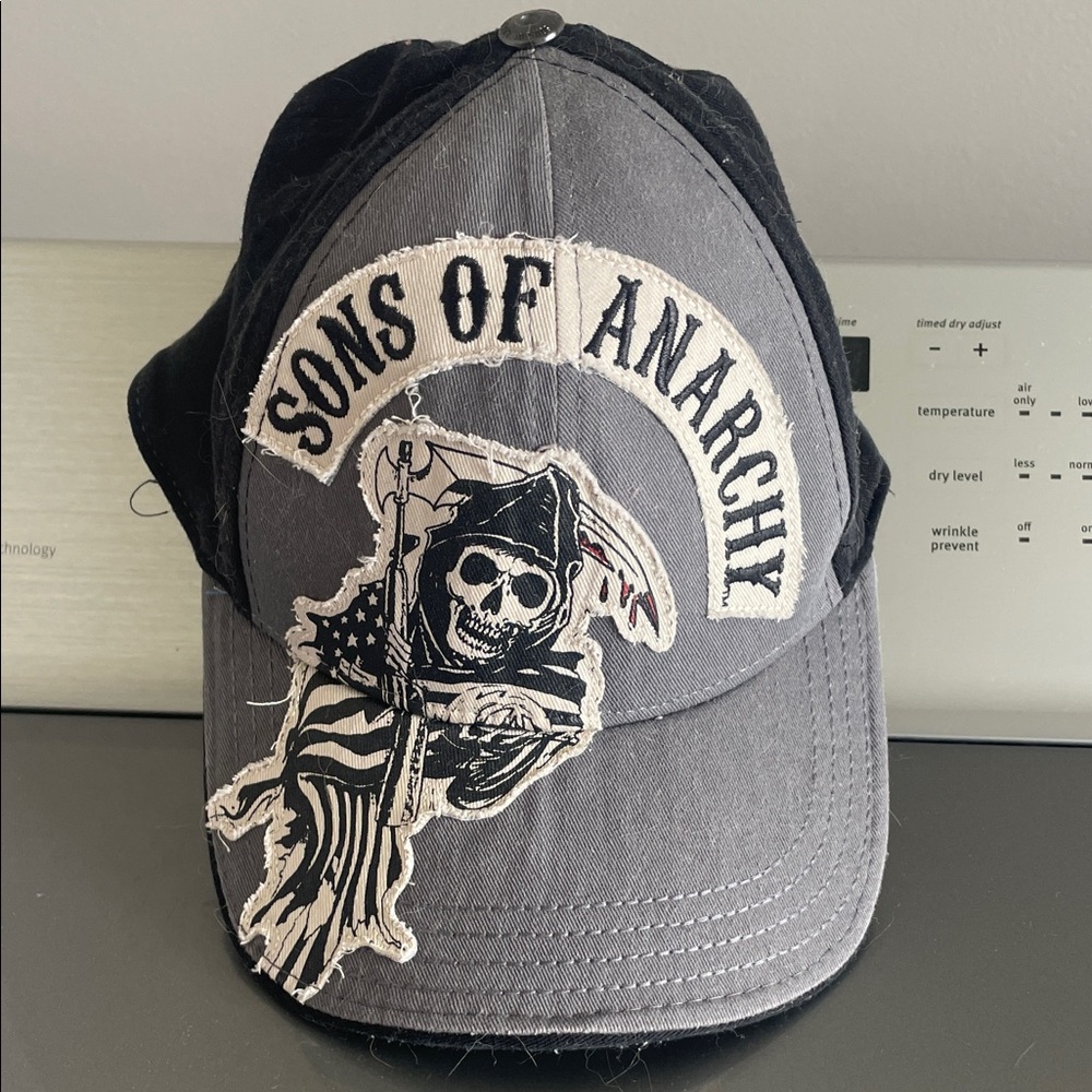 Sons of Anarchy Black and Gray Cap fitted m / l